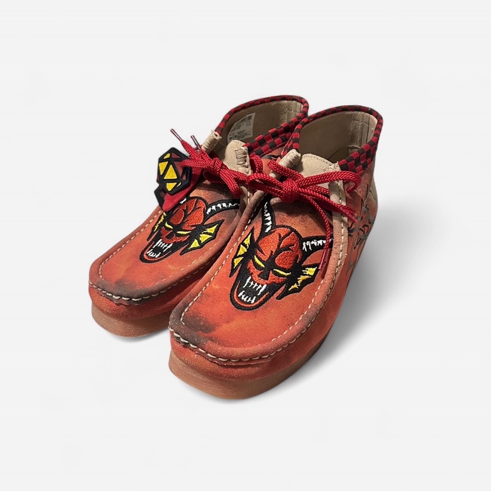 Stranger Things x Clarks Originals Wallabee Evo Hellfire Club Shoes Men’s 9